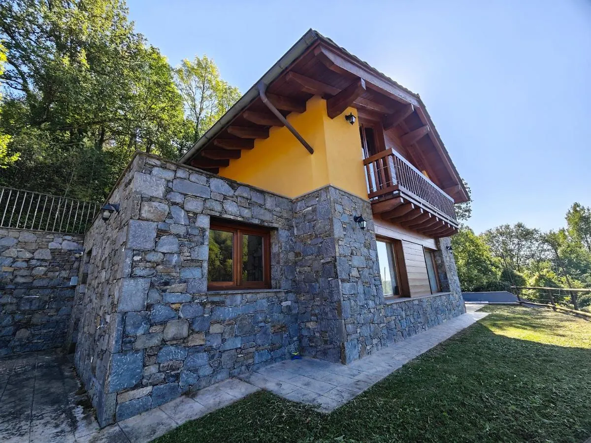 Els Tres Sols Villa Camprodon 0*,  Spain